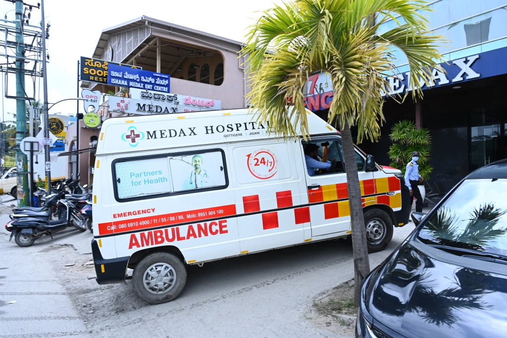 Medax Hospital Gotigerre_SRI_0377